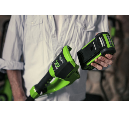 Триммер аккумуляторный Greenworks 40V G40LTK4 (1хАКБ 4 Ач и ЗУ) 30см
