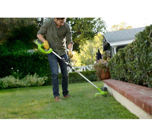 Триммер аккумуляторный Greenworks 40V G40LTK4 (1хАКБ 4 Ач и ЗУ) 30см