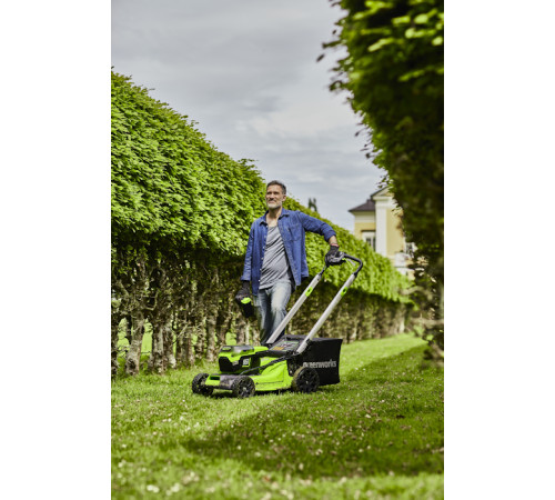Газонокосилка аккумуляторная Greenworks 60V GD60LM51SP (без АКБ и ЗУ) 51см самоходная