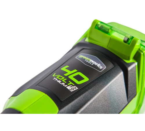 Снегоуборщик аккумуляторный Greenworks 40V GD40SSK4 (1хАКБ 4Ач и ЗУ) 30см