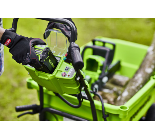 Садовая тележка самоходная Greenworks 40V G40GCK4 (1хАКБ 4 Ач и ЗУ) 106л