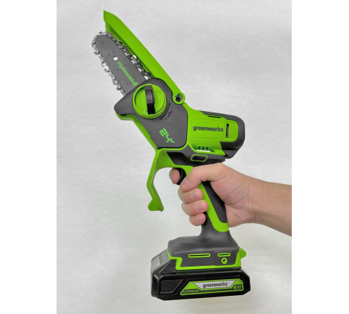 Цепная мини пила аккумуляторная Greenworks 24V G24MCS10 (1хАКБ 4Ач и ЗУ) 10см