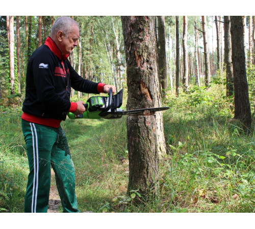 Цепная пила аккумуляторная Greenworks 40V GD40CS18 (1xАКБ 8Ач и ЗУ) 40см