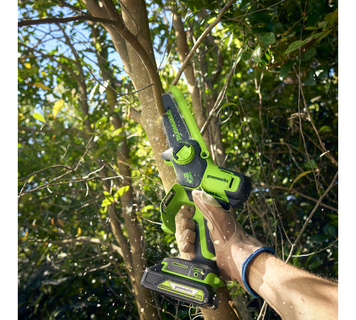 Цепная мини пила аккумуляторная Greenworks 24V GD24CS15( без АКБ и ЗУ)15см б/щ с авто/смазкой цепи