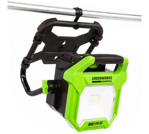LED-прожектор с гибридным питанием аккумуляторный Greenworks G82WLH 82V / 220V (без АКБ и ЗУ)