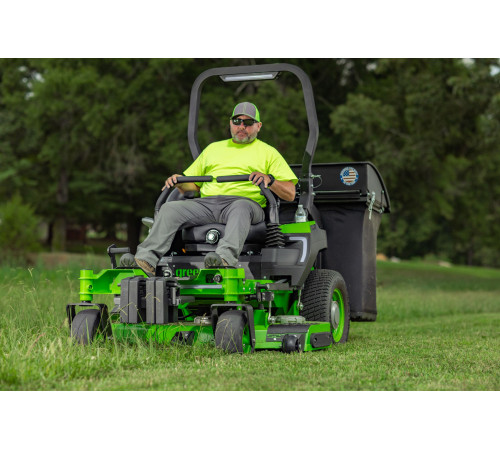 Райдер с нулевым радиусом разворота Greenworks 82V ZTC152 (со встроенным АКБ 23,3кВтч) 152 см