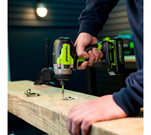 Винтоверт ударный аккумуляторный Greenworks 24V GD24ID3 (1x2Ач, ЗУ, кор) 300Нм, 3 режима, 0-2800об/м