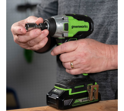 Винтоверт ударный аккумуляторный Greenworks 24V GD24ID3 (1x4Ач, ЗУ, кор) 300Нм, 3 режима, 0-2800об/м