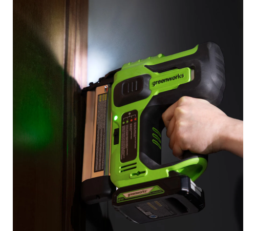 Нейлер аккумуляторный Greenworks 24V GD24BN (1хАКБ 2Ач и ЗУ) коробка